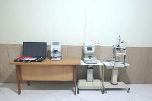 گامی بلند در بومی‌سازی خدمات تخصصی؛ تجهیز بخش بینایی‌سنجی درمانگاه ابن‌سینا میمند به تجهیزات مدرن