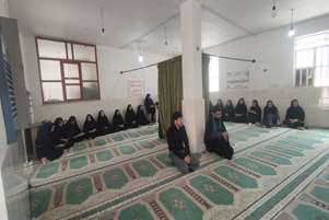 کارگاه آموزشی عفاف و حجاب در شبکه بهداشت فیروزآباد برگزار شد