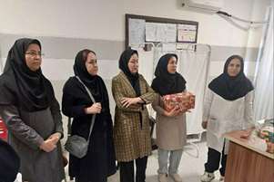 تقدیر از پزشک، ماما و ناظر مرکز خدمات جامع سلامت شهید اکبری به‌دلیل عملکرد برتر در حوزه آموزش و ارتقای سلامت