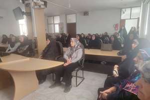 برگزاری کارگاه آموزشی پیشگیری از پوکی استخوان، تغذیه سالم و خودمراقبتی در بلایا در فیروزآباد
