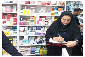 نظارت و بازرسی از داروخانه های تحت پوشش فیروزآباد و میمند