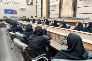 ارتقای سلامت بانوان در گرو مدیریت آگاهانه یائسگی و تغذیه سالم؛ برگزاری همایش آموزشی در فرمانداری 