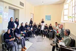 برگزاری جلسه شورای بهورزی در مرکز جامع سلامت جایدشت / تجلیل از تلاشگران خط مقدم سلامت 