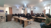 دوره بازآموزی مراقبت از بیماری‌های واگیر با محوریت سرخک در فیروزآباد برگزار شد